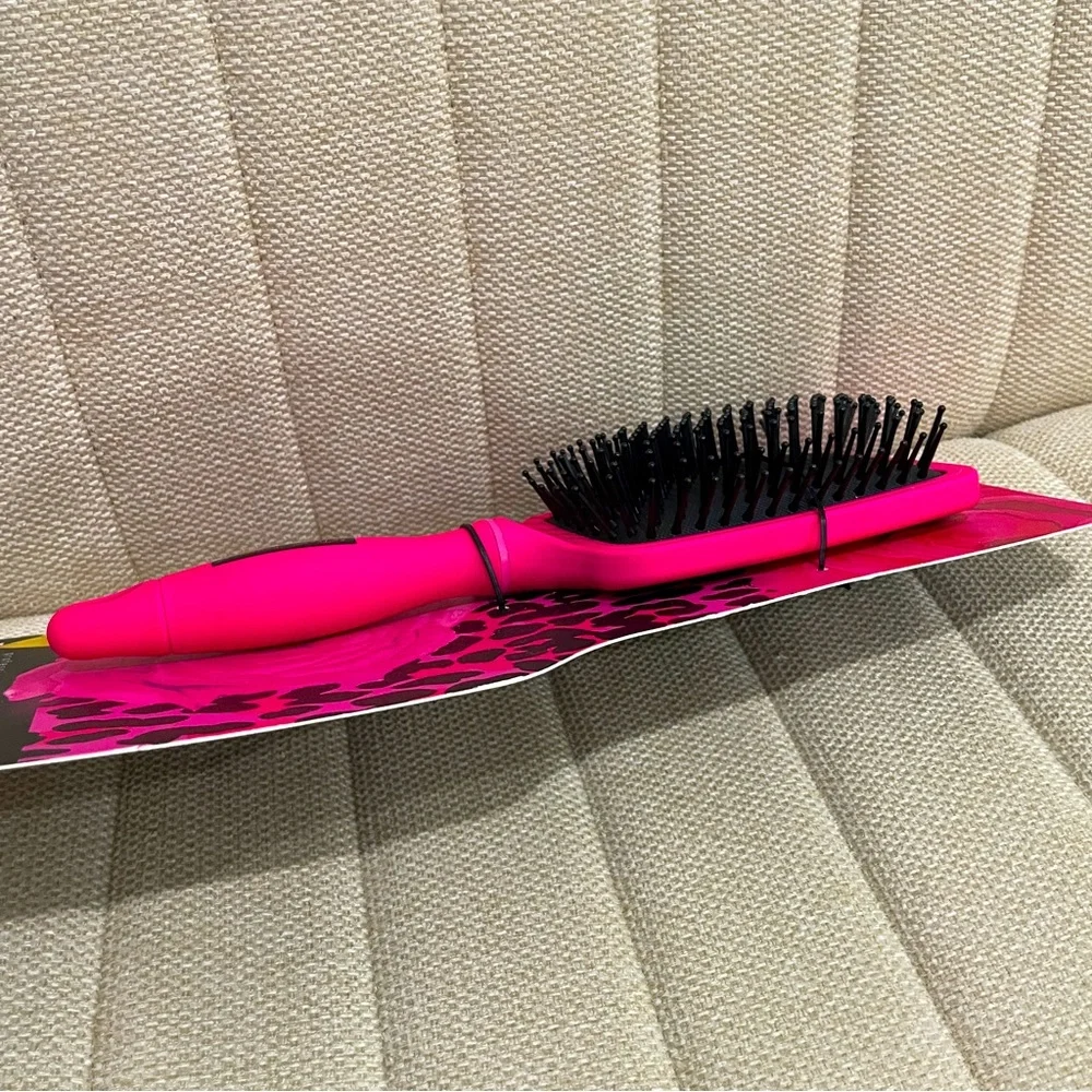 Betsey Johnson betsey johnson